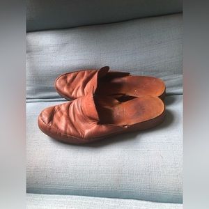 FEIT Leather Slip Ons size 7